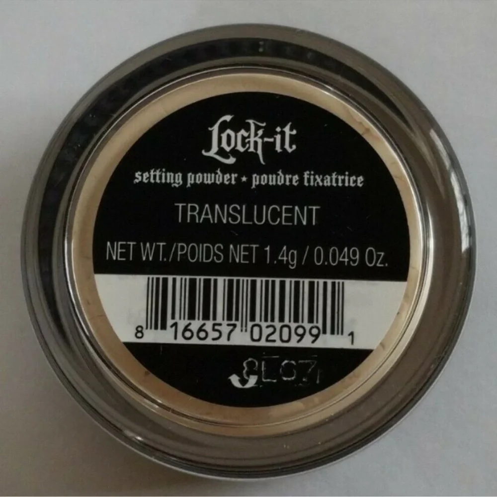 Kat Von D smooth finish